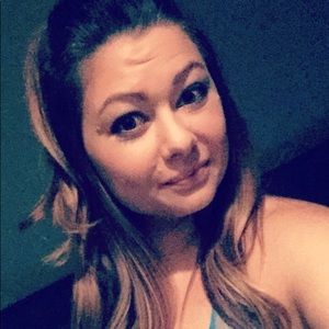 Meet your Posher, Cristin